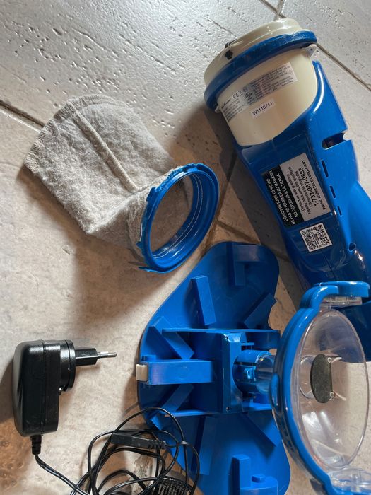 Vendo aspirador piscina.