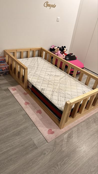 Cama com grades madeira 90x1900 + colchao incluido