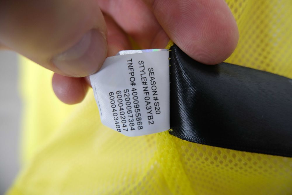 The North face dryvent dziecięca kurteczka przeciwdeszczowa  r L/158