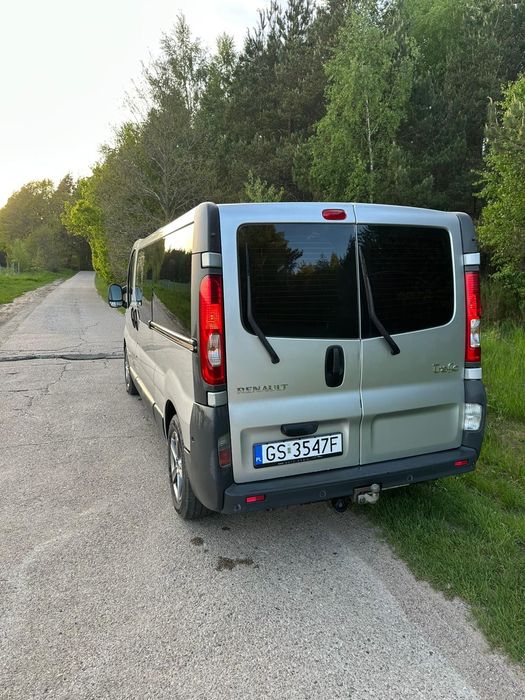 Samochód osobowy Renault Trafic