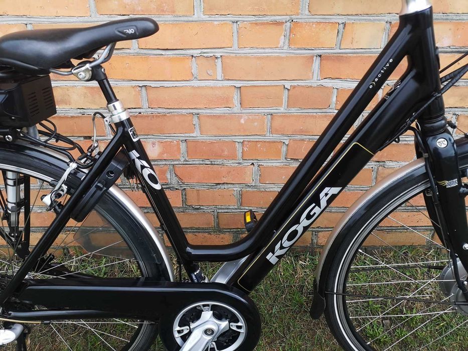 Rower damski holenderski ze wspomaganiem elektrycznym KOGA