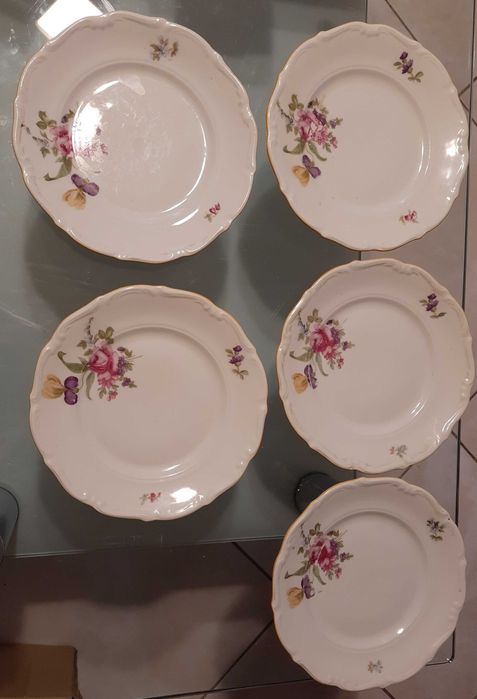 Talerze porcelanowe z kwiatami Wałbrzych , powojenne