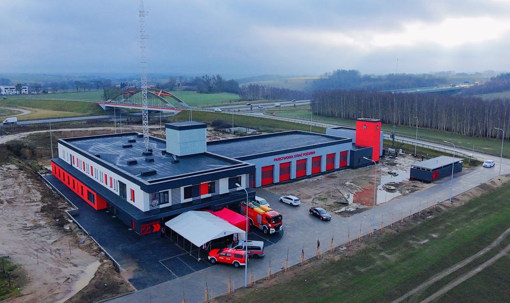 Usługi dronem. Zdjęcia i filmy z lotu ptaka. Cała Polska ! Loty 40 min