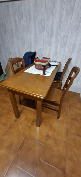 Mesa de cozinha pinho