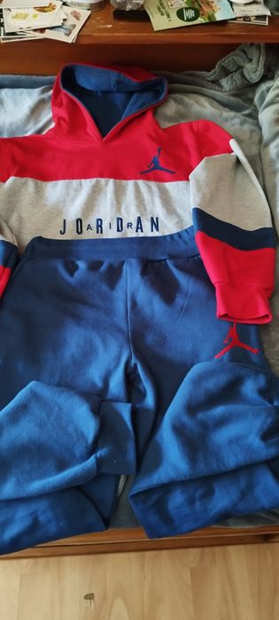 Fato de treino de menino