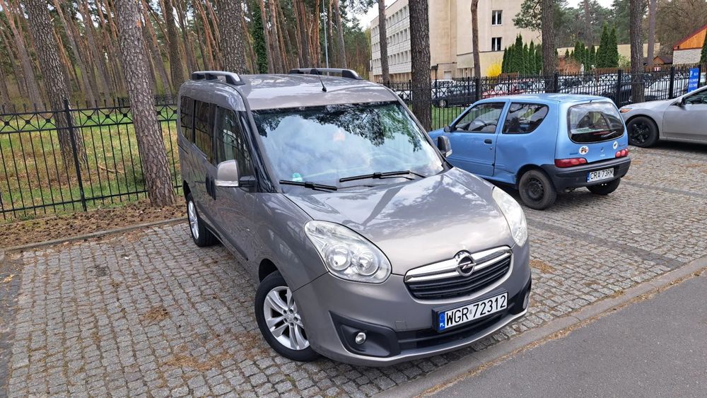 Opel Combo Fiat Doblo Combo siedmioosobowy klima