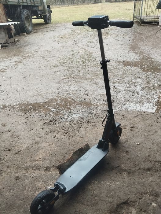 Електросамокат в хорошуму стані