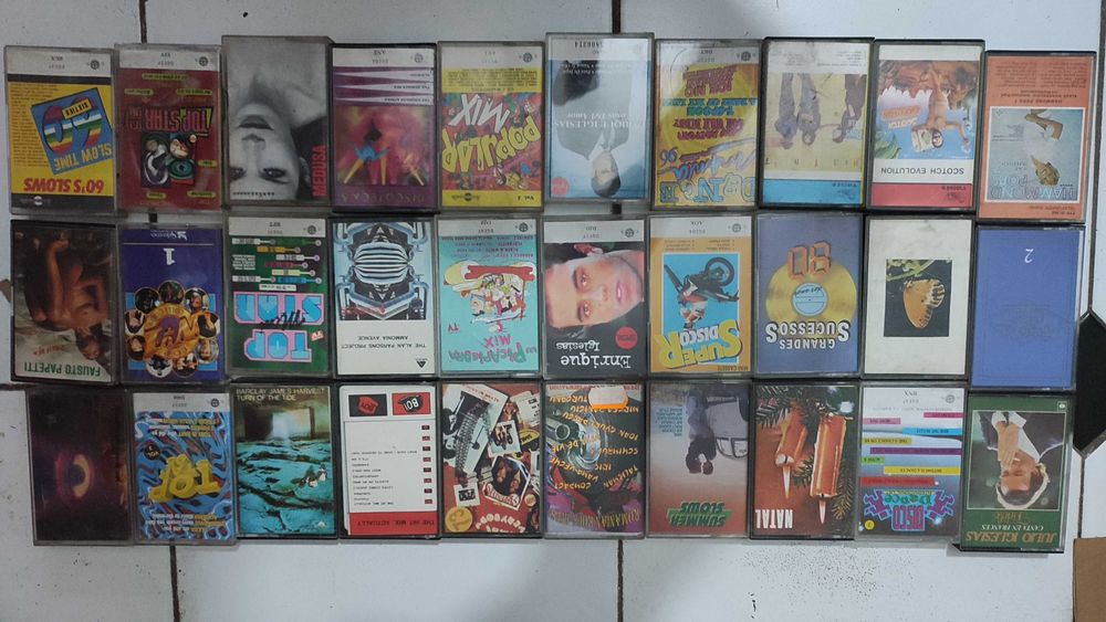 Lote 90 Cassetes antigas Música Estrangeira