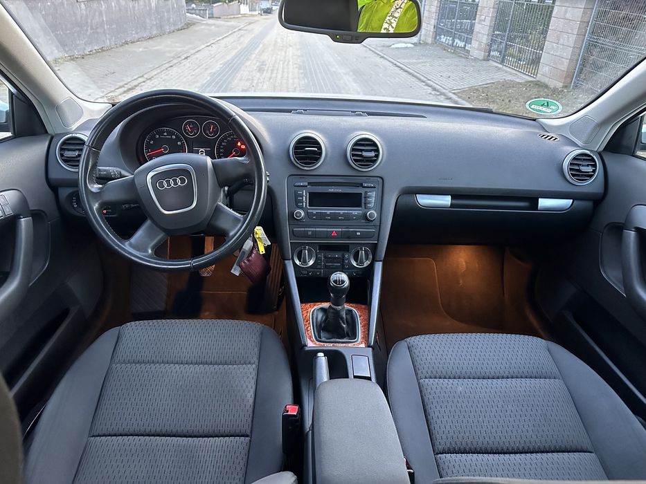 Audi A3 8P Lift Sportback 5D 1.6 MPI Oryginał Bezwypadkowa Piękna