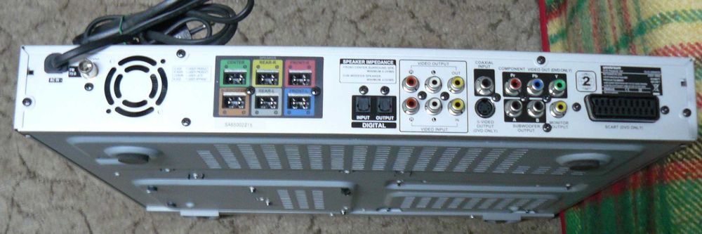 Amplituner Universum kina domowego z pilotem z rds