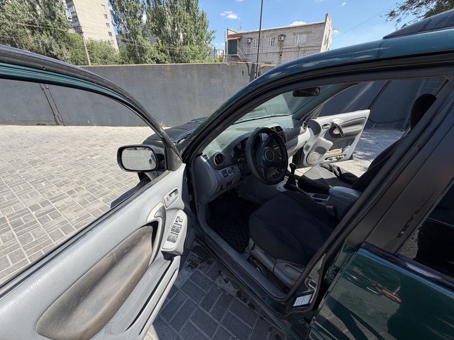 Toyota rav4 2.0 d