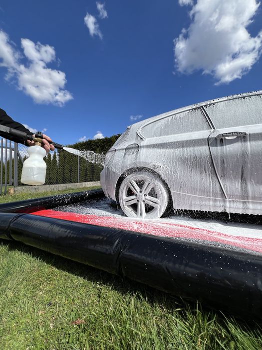 Mata do mycia samochodu 8x4m detailingowa dmuchana