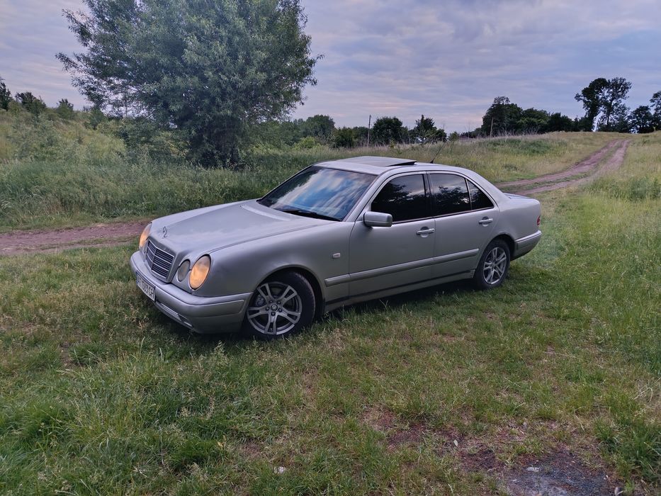 Мерседес 210,2.2CDI