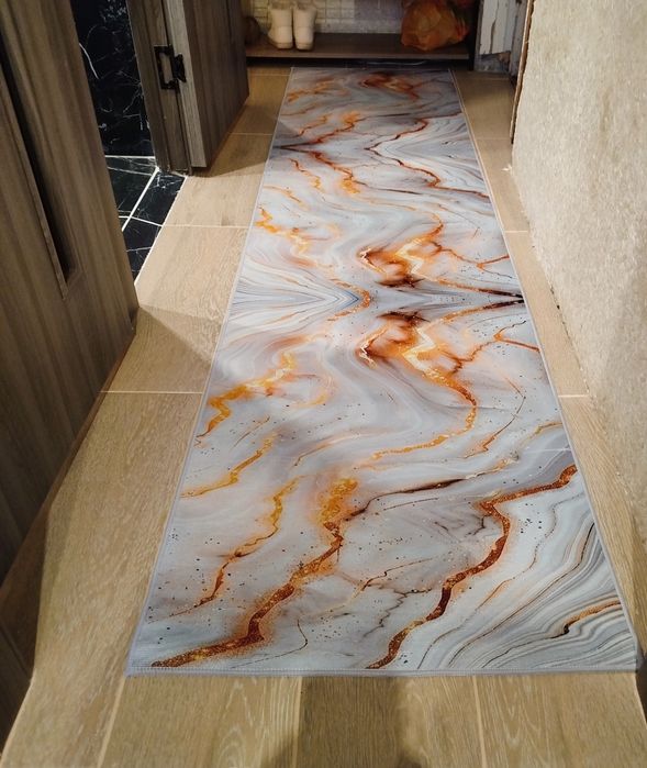 Розкішний килим з кришталевого оксамиту