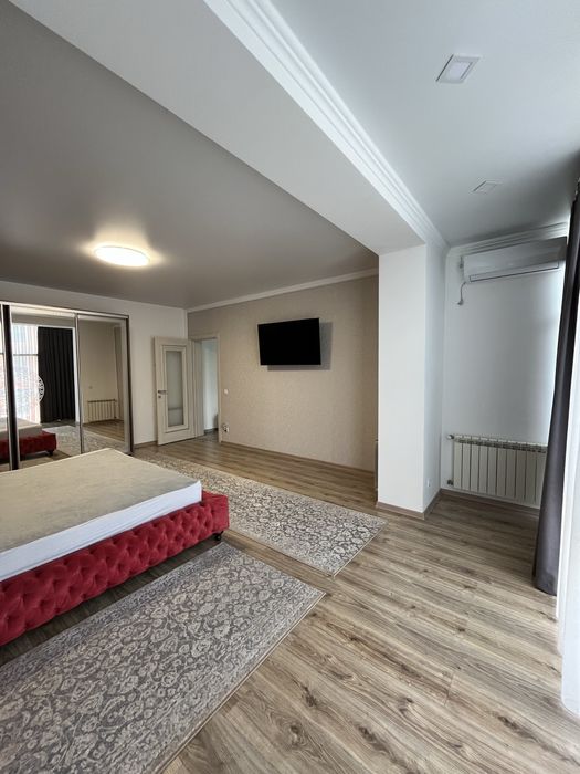 Новобудова на Руській, Сонячне містечко