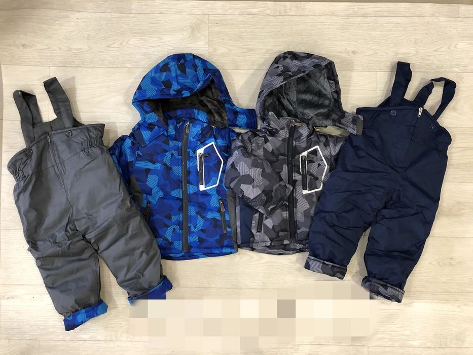Зимний костюм, термокуртка, комбинезон на мальчика Венгрия год-8лет