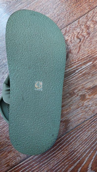 Босоніжки  жіночі