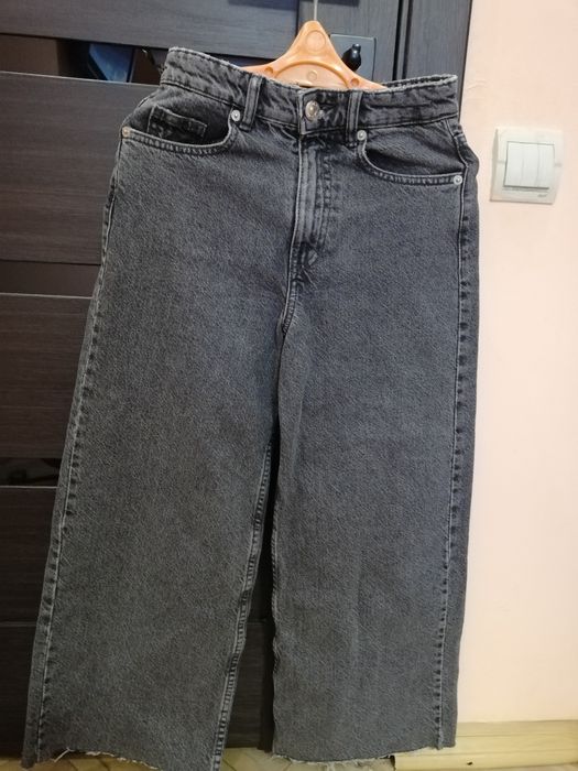 Джинси  капрі Zara кльош