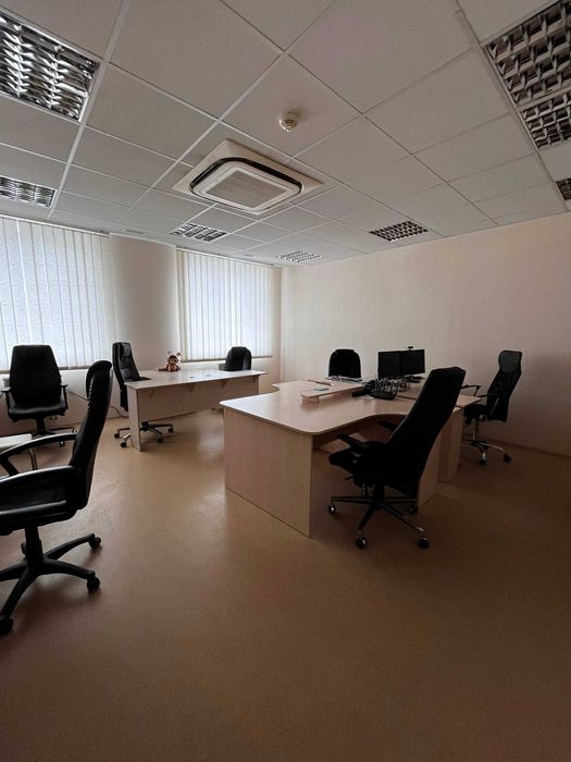 Оренда офісу 300 м² у центрі Житомира | без комісії