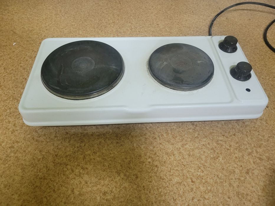 Kuchenka elektryczna dwupalnikowa przenośna