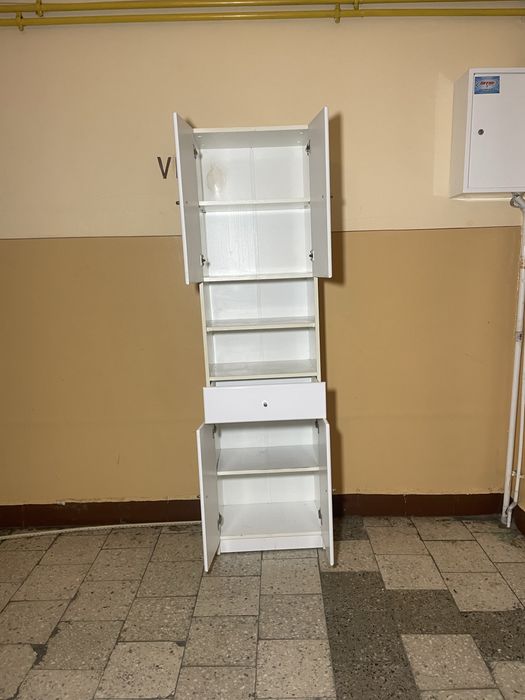 Szafka lazienkowa słupek