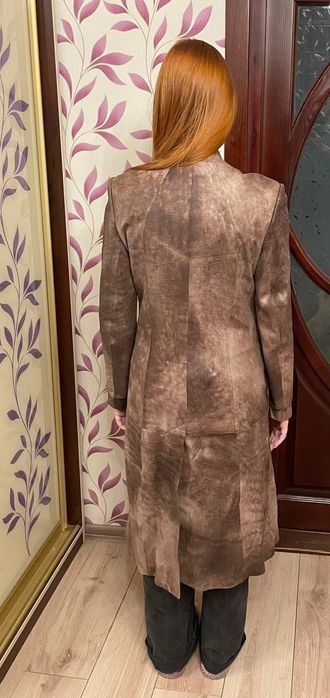 Плащ женский кожаный.