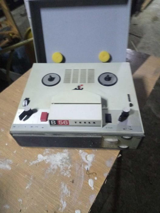Magnetofon szpulowy Tesla b 56