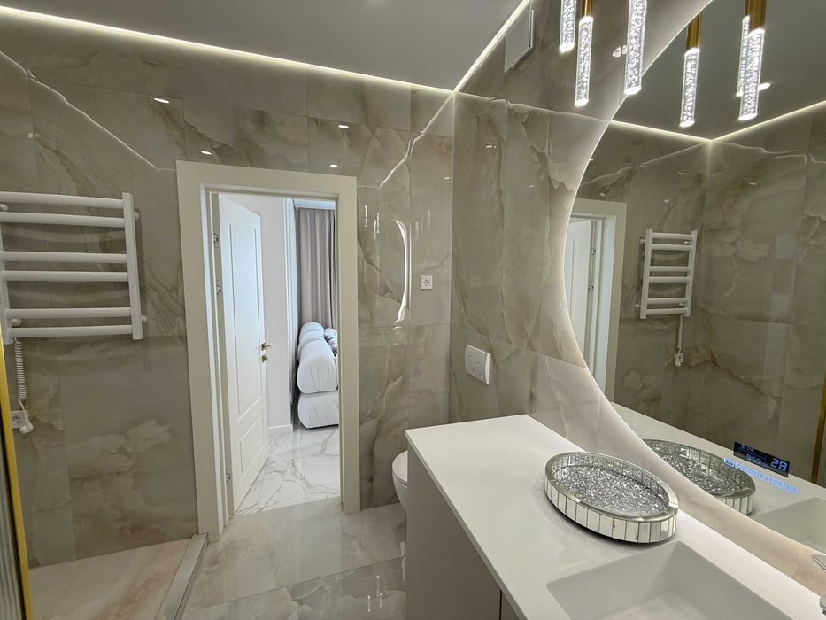 Продам неймовірно красивий будинок біля лісу!!