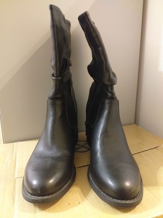 Kozaki 38 CCC Jenny Fairy czarne na koturnie zabudowane