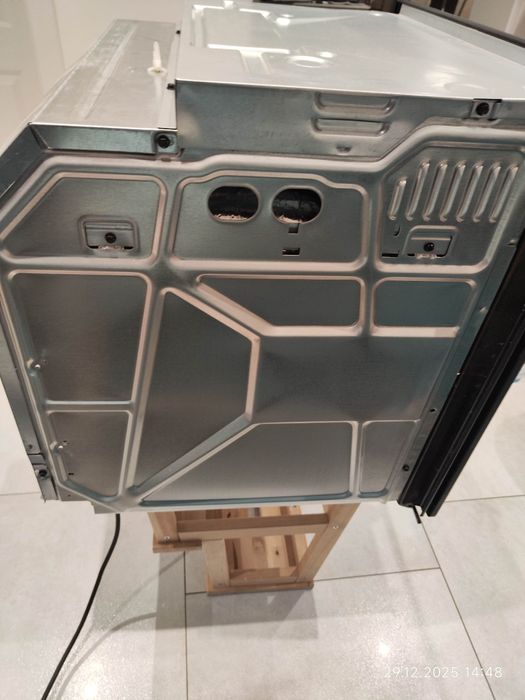 Piekarnik do zabudowy Retro Whirlpool