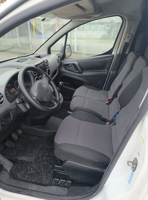 Citroen Berlingo1.6 hdi 3 lugares 2018 poucos km