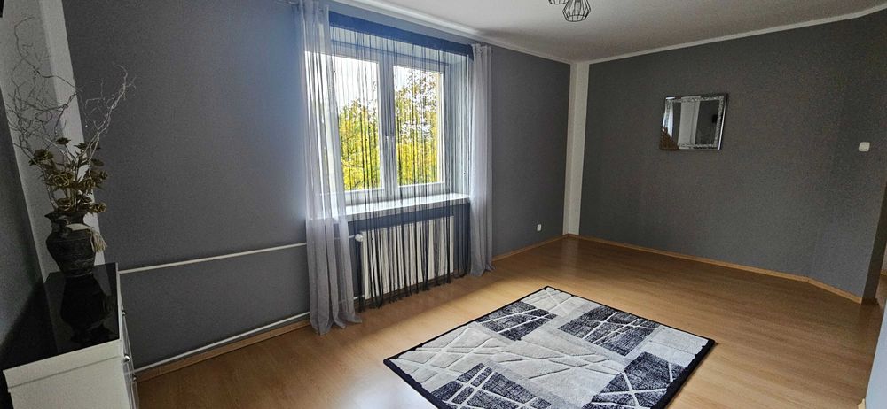 Wynajmę 3 pokojowe mieszkanie 67m2 drugie piętro ul. Szymborska