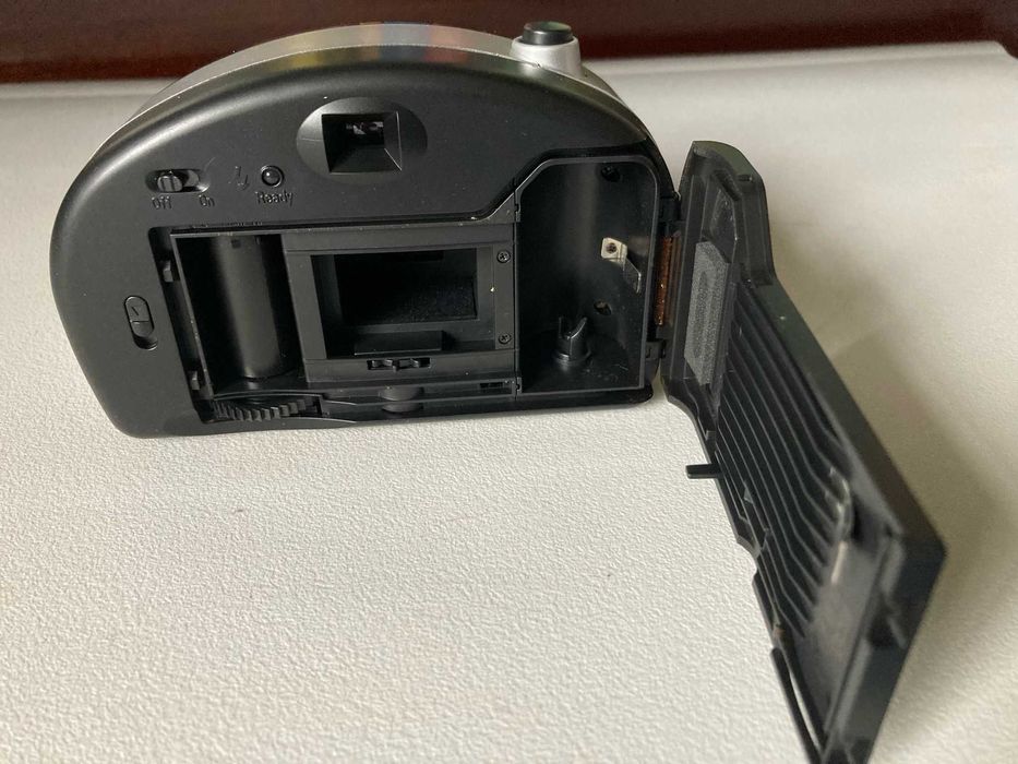 Máquina Fotográfica Analógica Zoom2000