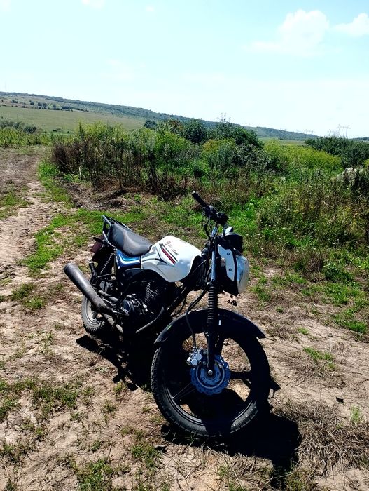 Продам мотоцикл спарк