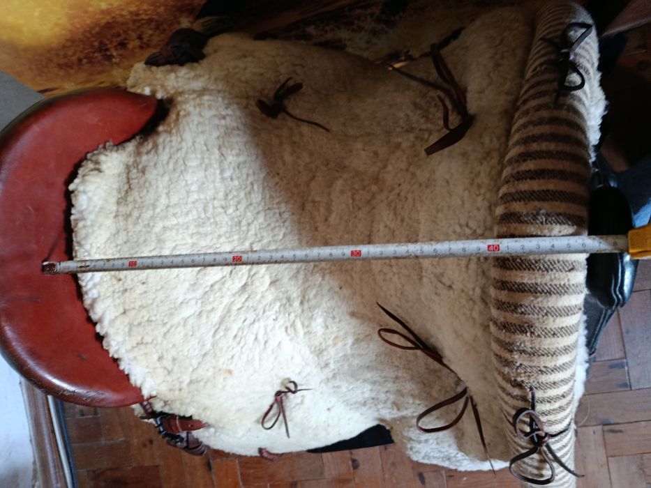 Vendo Montura Vaquera tradicional acento semi profundo.