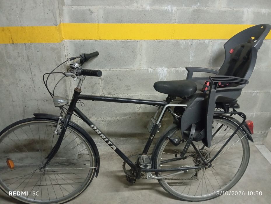 Bicicleta com cadeira para criança