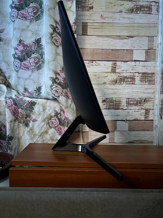 ігровий монітор Samsung