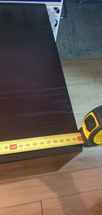 Aparador com 2 gavetas lindíssimo