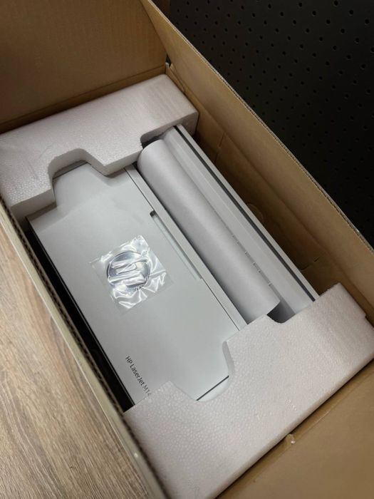 HP LaserJet Pro M141w багатофункціональний принтер з WiFi