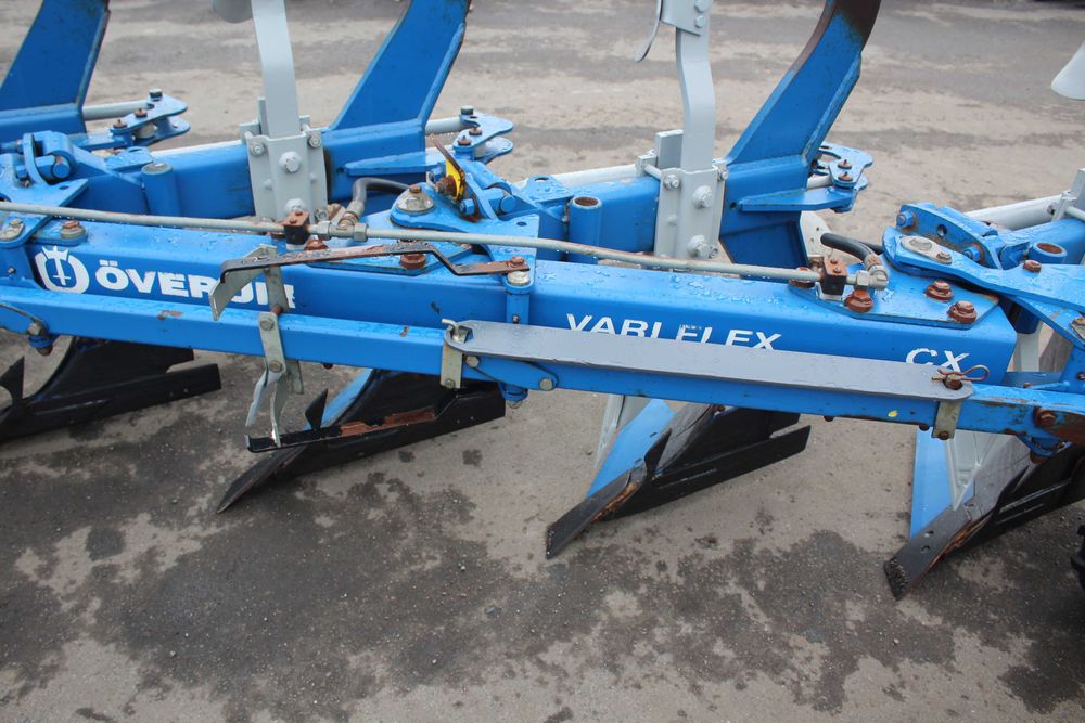 Pług Overum CX 5 skibowy obrotowy kuhn kverneland