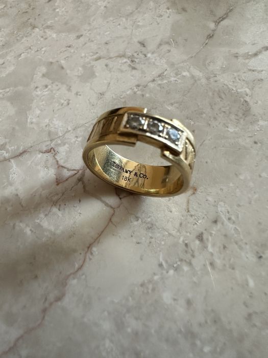 Кольцо Tiffany&co 18к.