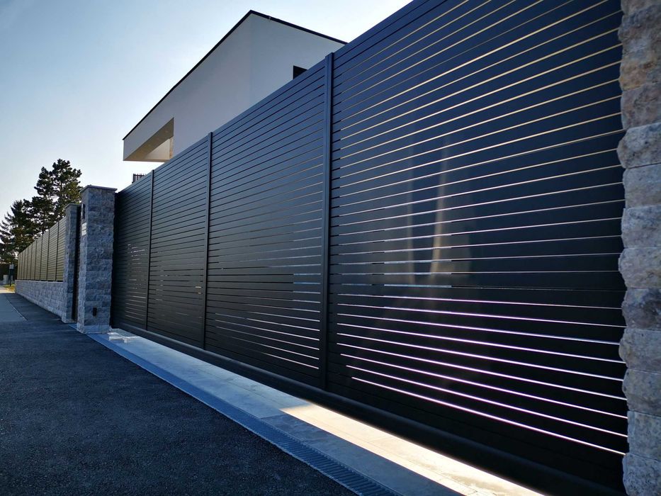 Brama przesuwna aluminiowa model: Bolero 40