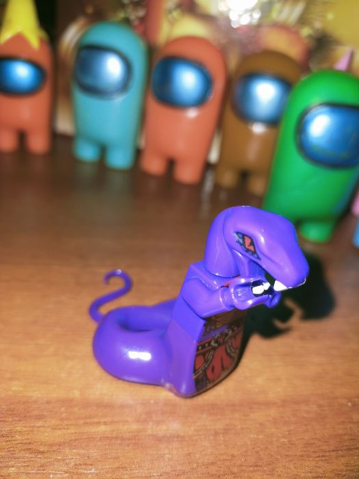 Амонг ас фигурки