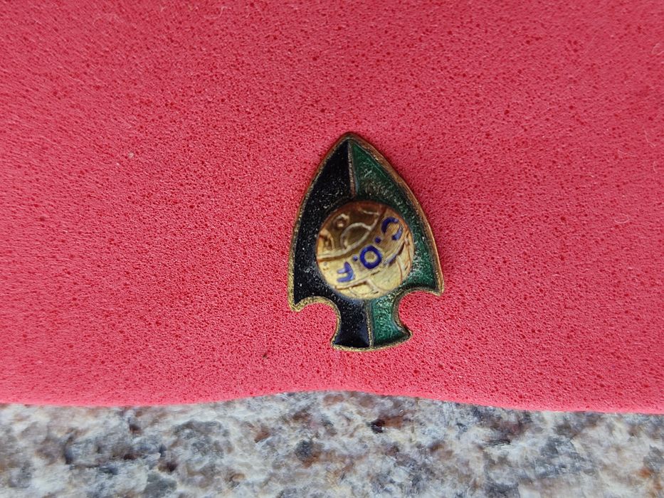 Pin emblema original clube Operário de futebol Lisboa