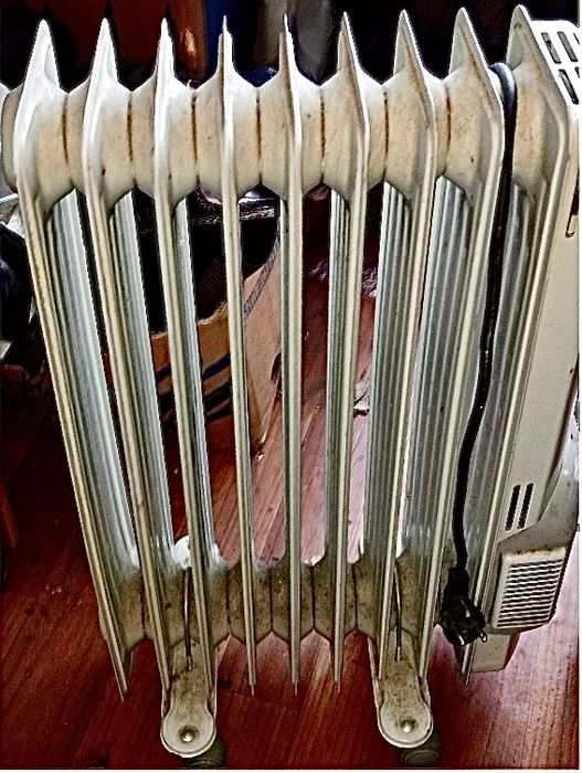 Обігрівач масляний