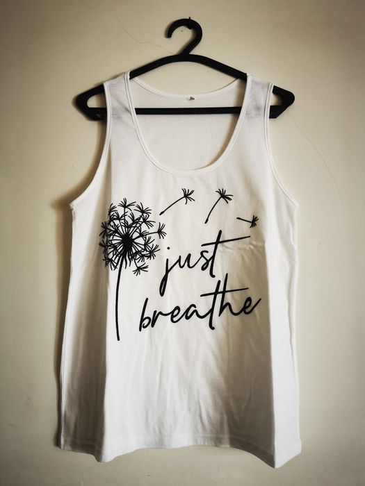 Top Branco just breathe