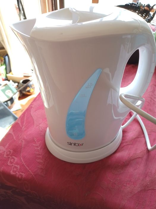 Quer aquecer água?Jarro eléctrico p/aquecer Skibo-10E- Copos-4EDesde2E