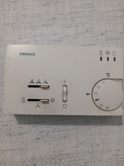 2 Comandos Ar Condicionado EBERLE