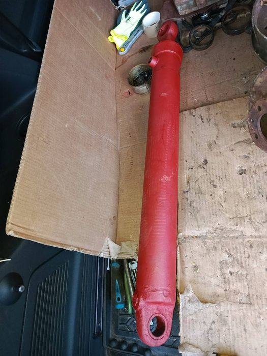 Продам гідроциліндр різних розмірів