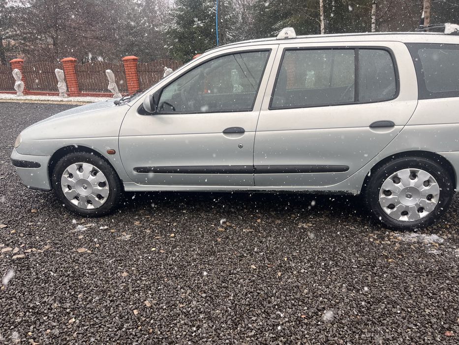 Renault Megane 1.9 D Kombi  Pojemny  !!! Nie zgnity